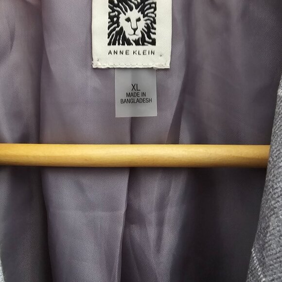 Oversized Anne Klein Gathered Sleeve Checkered Blazer - Picture 5 of 5